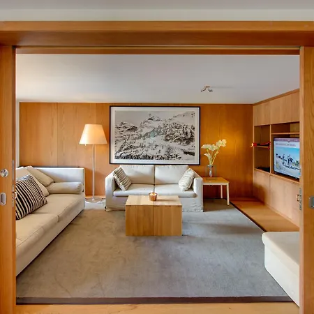 Luxury & By Mountain Exposure *