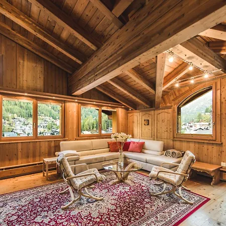 Luxury & By Mountain Exposure