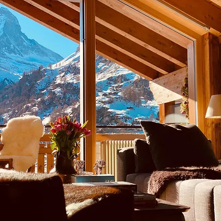 Luxury & By Mountain Exposure