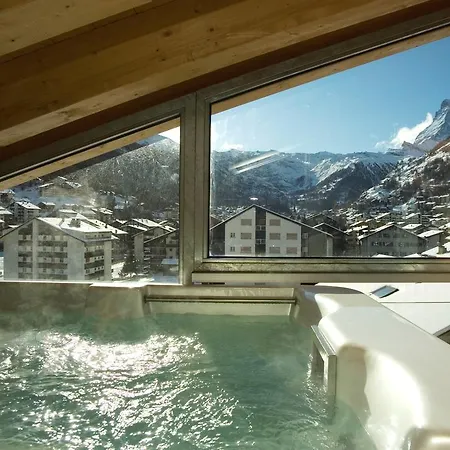 Luxury & By Mountain Exposure *